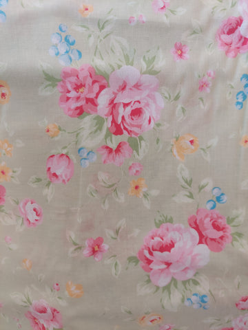Antique Flower In Pastel by Lecien Cotton Fabric 31420-60 Roses on Green