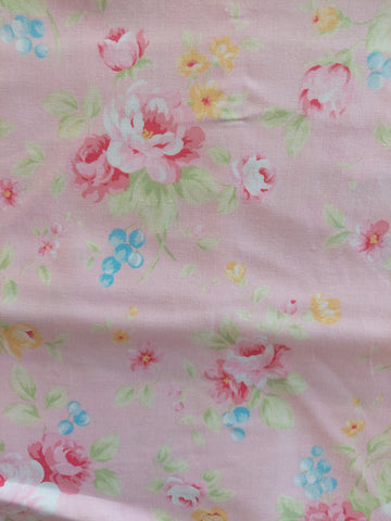 Antique Flower In Pastel by Lecien Cotton Fabric 31420-20 Roses on Pink