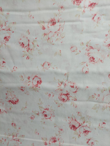 Durham Quilt Collection cotton fabric by Lecien 30819-30 Red Roses on Cream