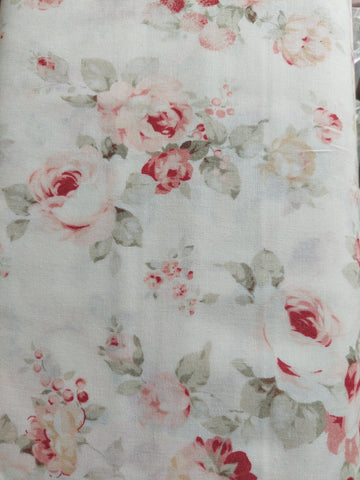 Durham cotton fabric by Lecien 31464-10 Roses on Cream