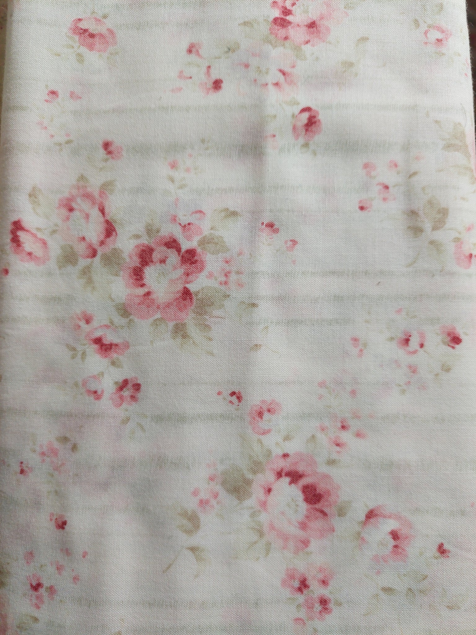 Durham cotton fabric by Lecien 9596G Roses on Green