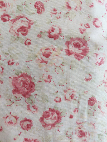 Durham Quilt Collection cotton fabric by Lecien 31338-20 Red Roses on Pink
